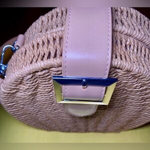 Forever 21 Summer Straw Round‎ Shoulder Bag